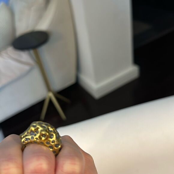Snow  Leopard Ring Gold Plated With Gray Paint Spots - Picture 3 of 9